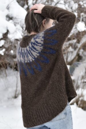 Mia's Sweater Knitting Patterns