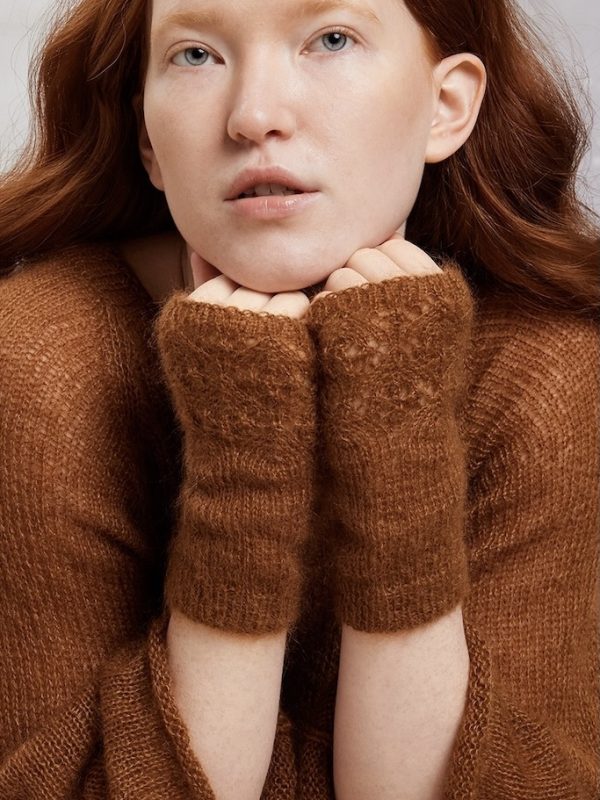 Akela pulsvärmare i Langyarns Lace