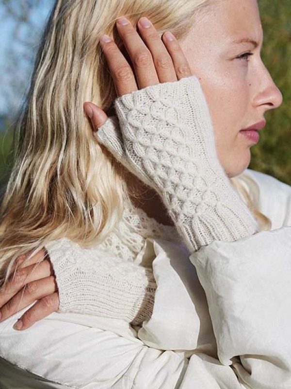 elisa pulsvärmare Langyarns Cashmere Extra Lace